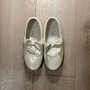 Girls's White Bow Mary Panda Ninjia Shoes